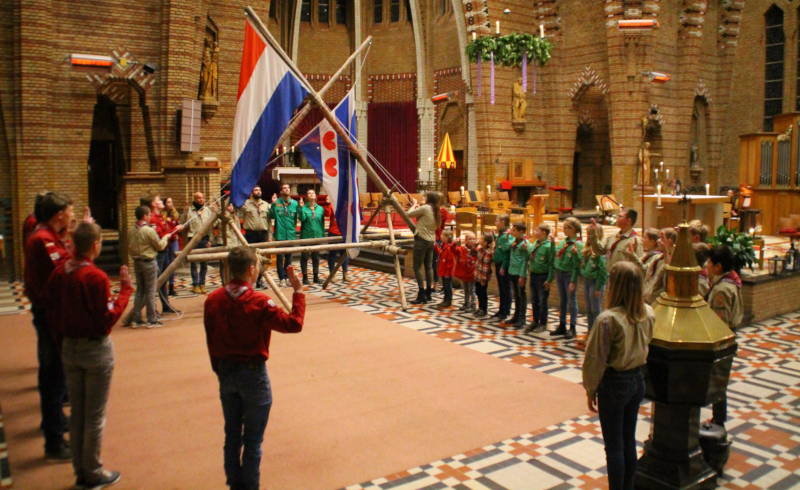 oecumenische vredeslichtviering in de Sint Franciscusbasiliek